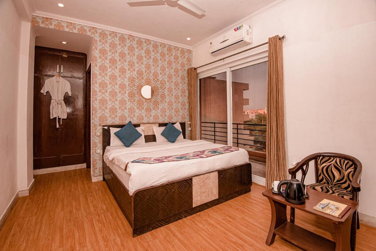 Instay - 46 Gurgaon Esterno foto