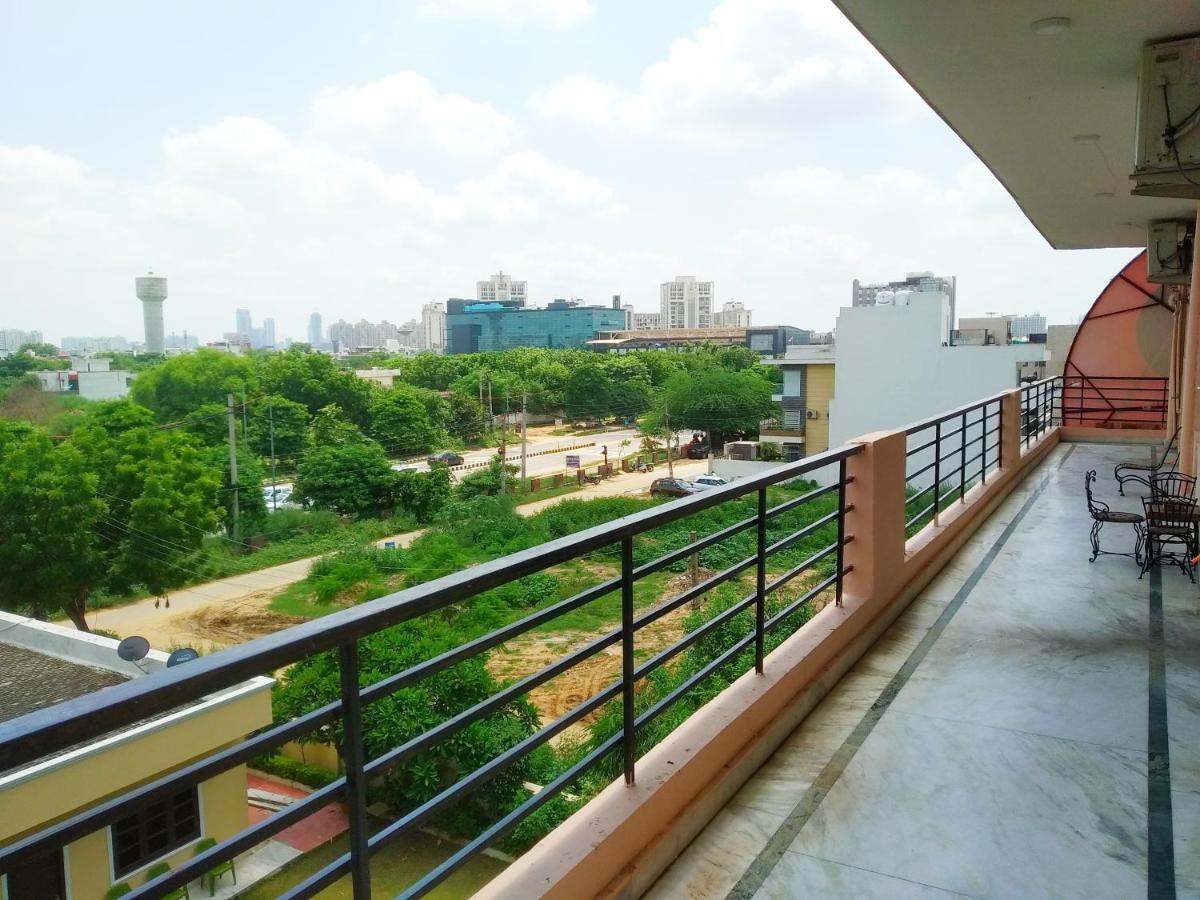 Instay - 46 Gurgaon Esterno foto